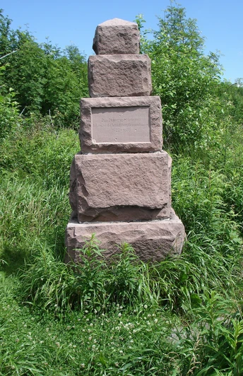 Grimmelshausen-Denkmal am Geißschleifsattel