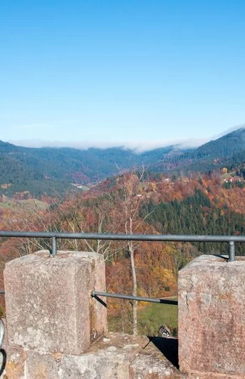 Schöne Aussicht auf der Plattform des Turms