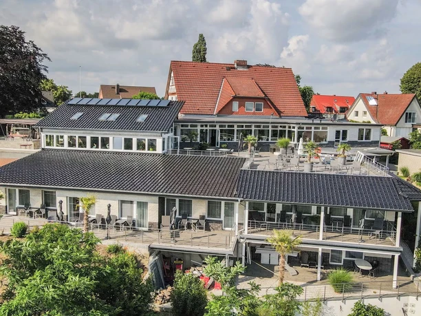 Hotel zum Halbmond Lauenburg Blick auf das Hotel zum Halbmond Lauenburg