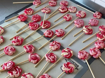 Lollies 3 (c) Sylter Bonscherei by Melanie Jacobsen.jpg