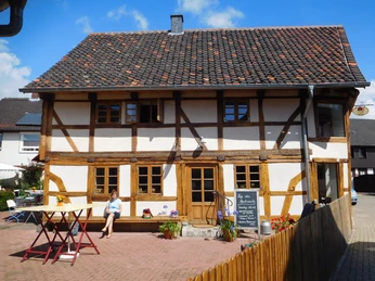 Hausansicht Dorfcafé Alt Bleckenstedt