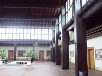 Atrium der Ostfalia Hochschule Salzgitter-Calbecht