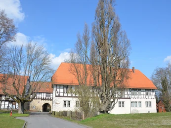 Gebäudeensemble der Wasserburg Gebhardshagen in Salzgitter