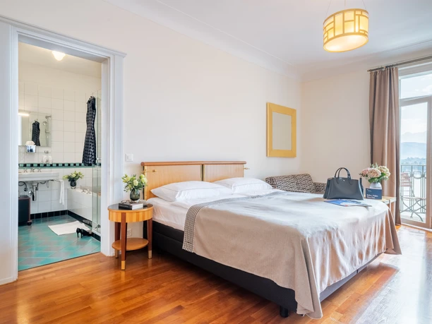 Art Deco Hotel Montana