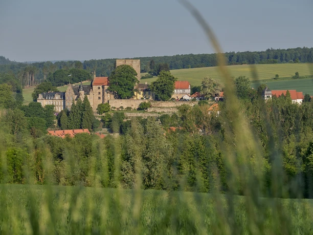 Mit Weitblick auf die Burg Adelebsen