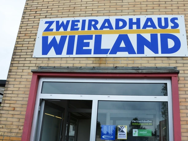Ladeneingang Zweiradhaus Wieland Salzgitter-Lebenstedt