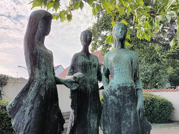 Skulptur Die 3 Grazien in Salzgitter-Bad Skulptur Die 3 Grazien in Salzgitter-Bad