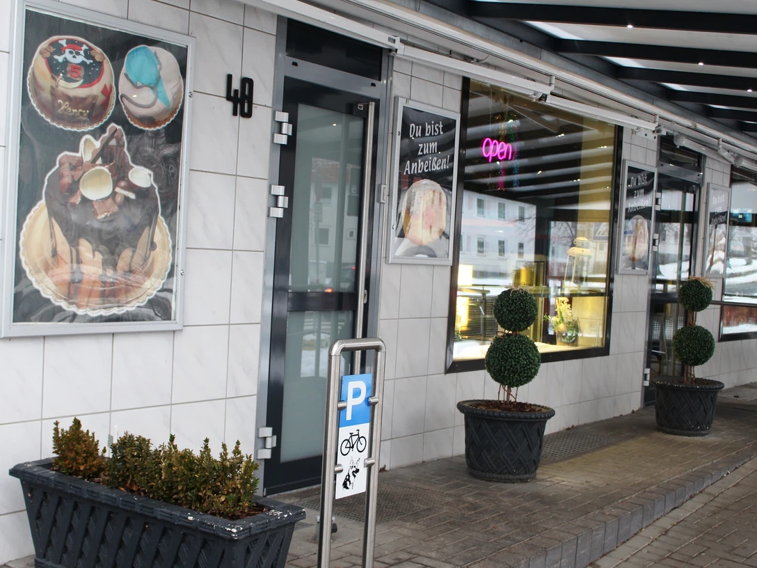 Eingang zur Bäckerei & Konditorei Markus Conti in Salzgitter-Bad