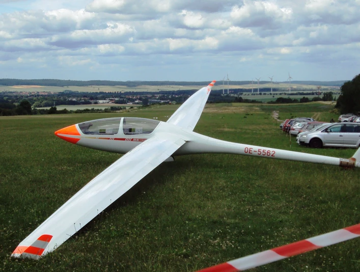 Segelflieger auf dem Flugplatz Schäferstuhl in Salzgitter-Gitter