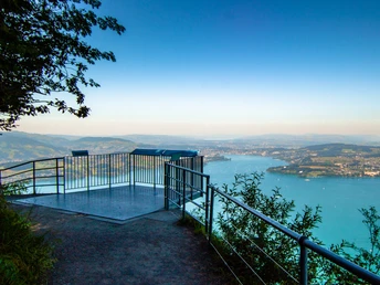 Aussichtsplattform auf dem Felsenweg