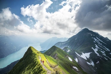 Die anspruchsvolle Strecke bietet auch fantastische Aussichten Switzerland Summer