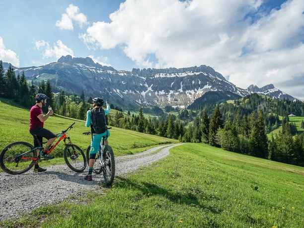 Rund um die Schrattenfluh