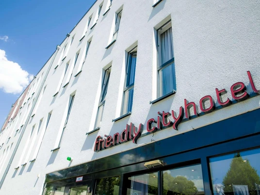 DSC05938_ret RGB-1600px