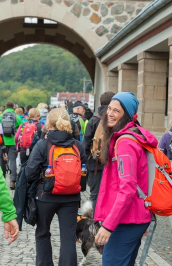 Auch 2018 geht es über die Talsperre