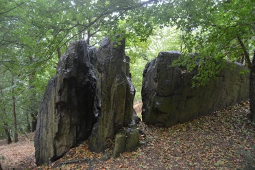 “Naumann-Heim-Felsen“ auf dem Kleinen Berg