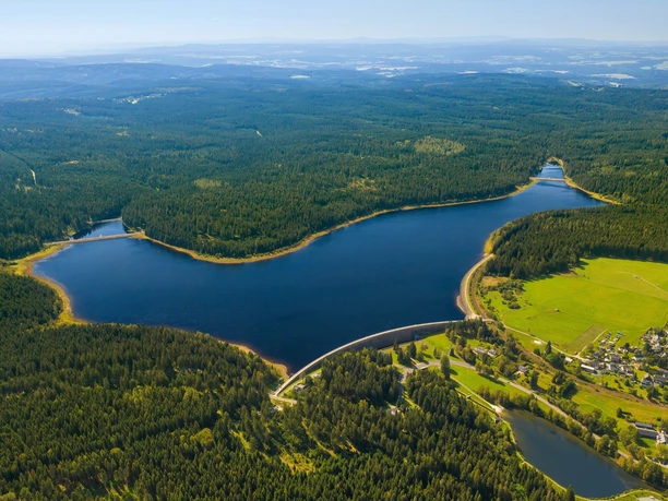Blick auf die Talsperre Muldenberg