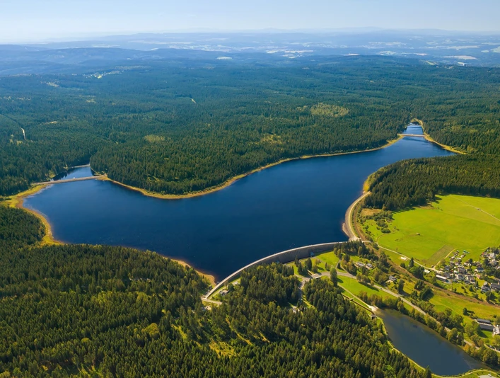 Blick auf die Talsperre Muldenberg
