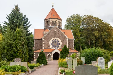 Johanniskapelle auf dem Friedhof Deuben in Freital