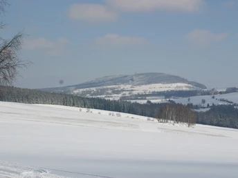 Blick zum Pöhlberg bei Annaberg-Buchholz