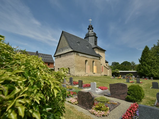 Die Kirche in Dobia vor der Sanierung
