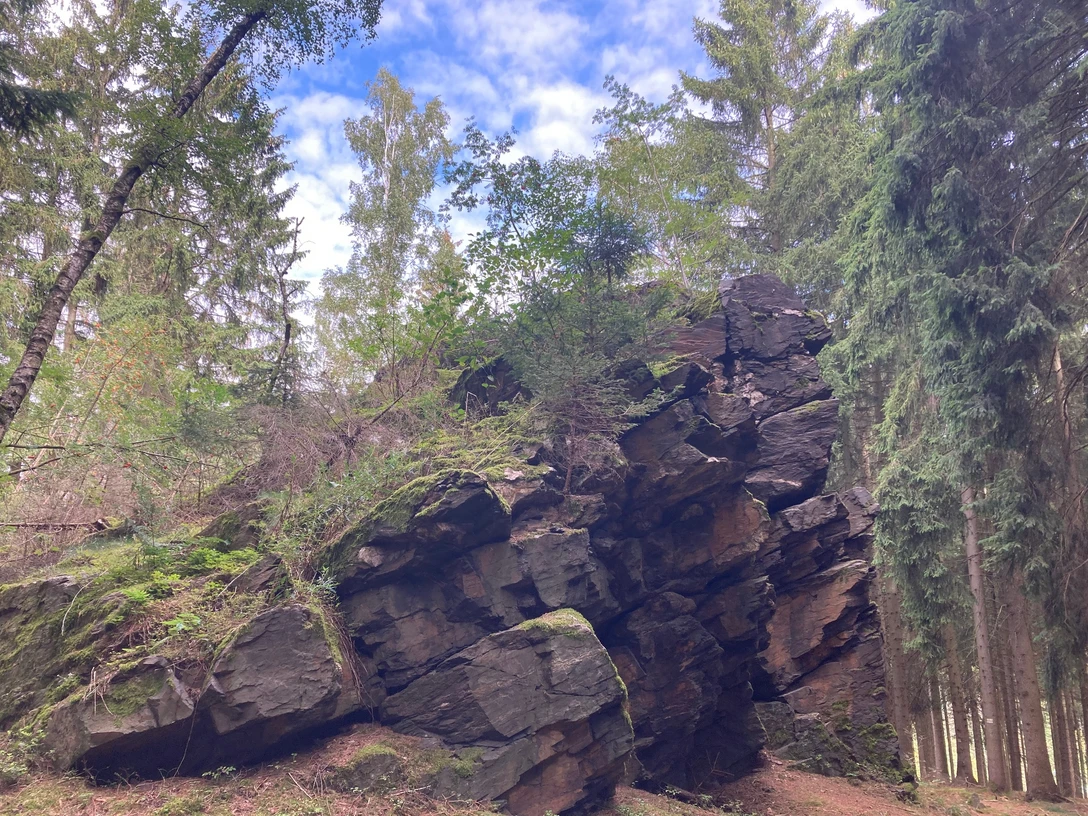 Lohbergfelsen am Felsenweg 2