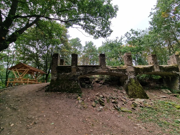 Oelsnitz Ruine Rastplatz Wettinturm