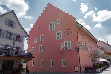 Beromünster_Hirschen_Aussen_Terrasse_SempacherseeTourismus.jpg