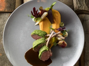 Schlichte Hof Abendmenü 2.0.jpg