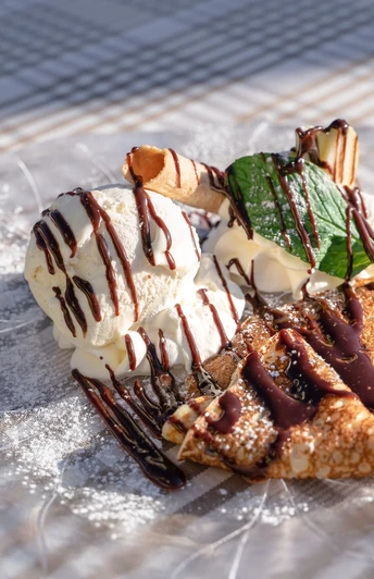 Ein feines Dessert im Restaurant Bäckerstube rundet die ganze Tour ab