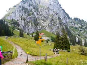 Abstieg Richtung Brunni.