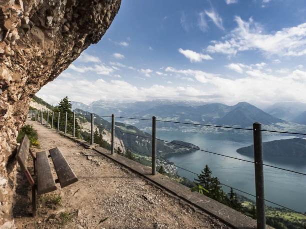 Welch traumhafte Aussichten beim Rigi Felsenweg.