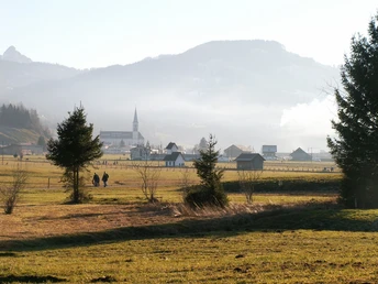 Rothenthurm mit Kirche