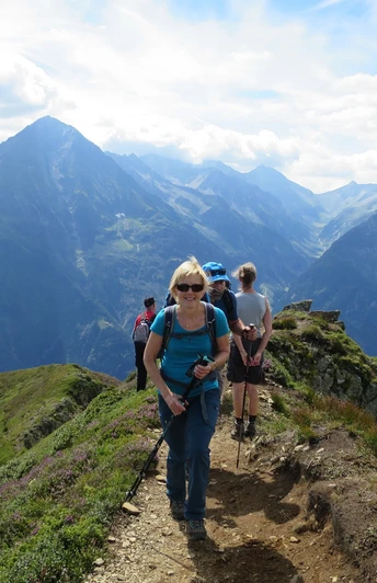 Der Bristen als ständiger Begleiter auf dem Alpenkranz