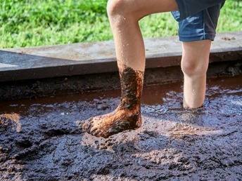 Natur pur und Wellness vom Feinsten im Moortretbecken.