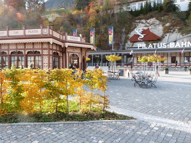 Platz Talstation Pilatus Bahn, Bahnhof Alpnachstad