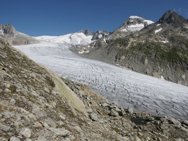 Rhonegletscher, Quelle der Rhone (5. Etappenziel).