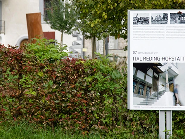 Dorfrundgang Schwyz Ital Reding-Hofstatt