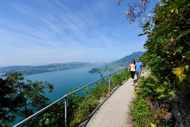 Bürgenstock Felsenweg mit Aussicht