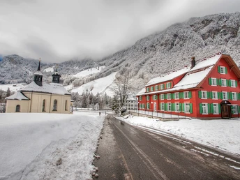 Kapelle Grafenort und Wirtschaft Grafenort