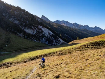 Ennet dem Wannentritt