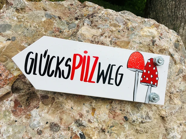 Startschild Glückspilzweg