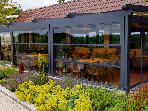 PaGa - Restaurant Außenansicht.jpg