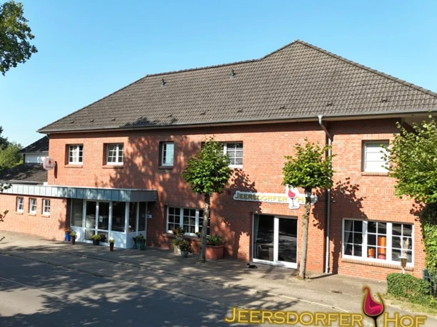 Die Außenansicht vom Jeersdorfer Hof JeersdorferHof Außenansicht