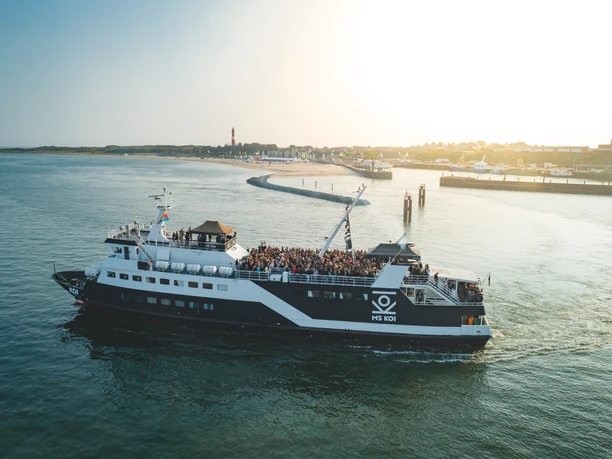 © Adler-Schiffe I Axel Steinbach_MS KOI am Hörnumer Hafen.jpg