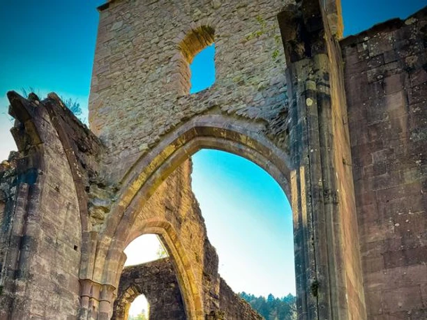 Kloster Ruine Allerheiligen - Steinbogen
