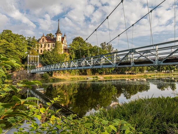 Gattersburg und Hängebrücke in Grimma