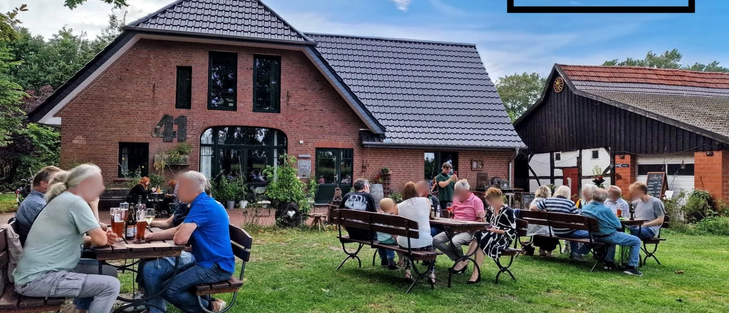 Foto_Außenansicht_Café_1787.jpg
