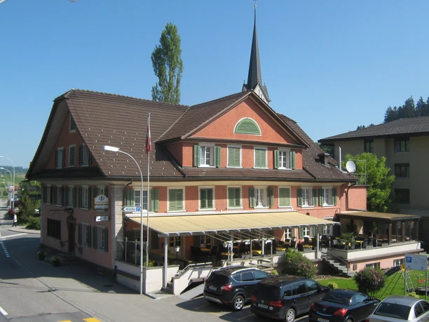 Unterkuenfte-Hotels-Gasthof Lamm-Menznau-Willisau-EG-1.JPG