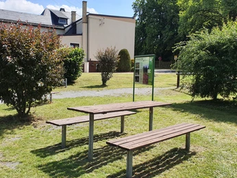 Sitzgruppe am Wanderparkplatz Neuärgerniß