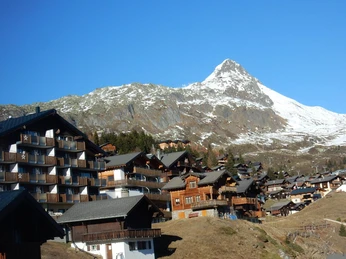 Haus Lusa mit Bettmerhorn im Hintergrund